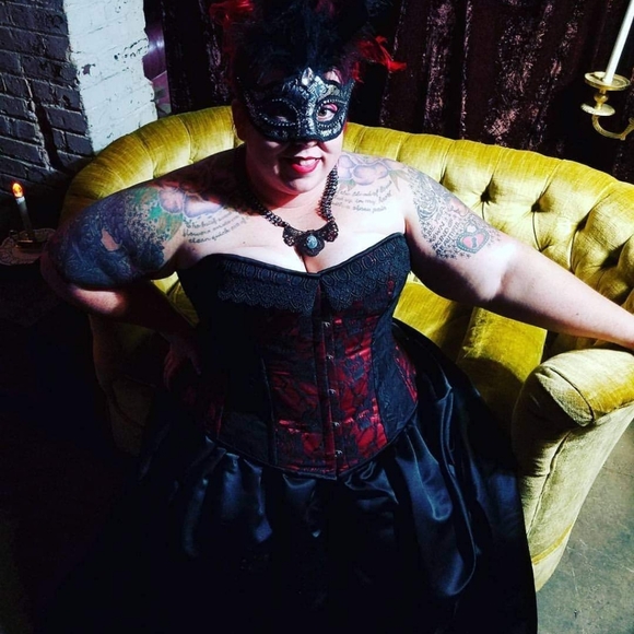 Corsettery steel bonded lace red and black corset - Picture 10 of 10